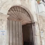 B&B Guesthost - Maison Vittoria Comfortable And 3*