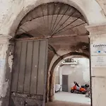 Bed and breakfast Guesthost - Maison Vittoria Comfortable And Bari