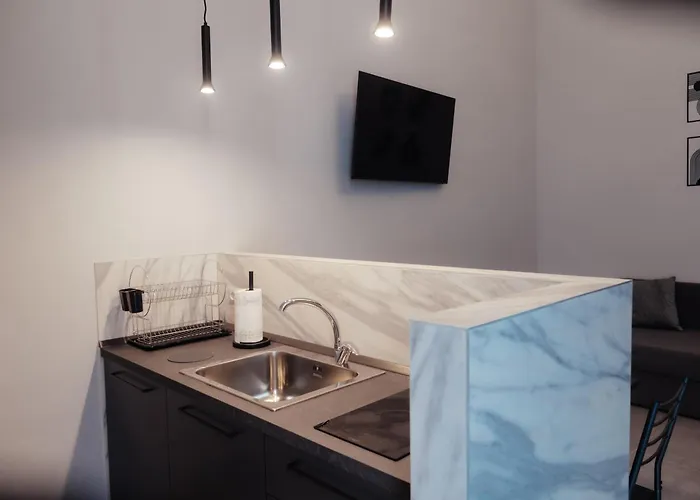 Guesthost - Maison Vittoria Comfortable And Bed & Breakfast 3*